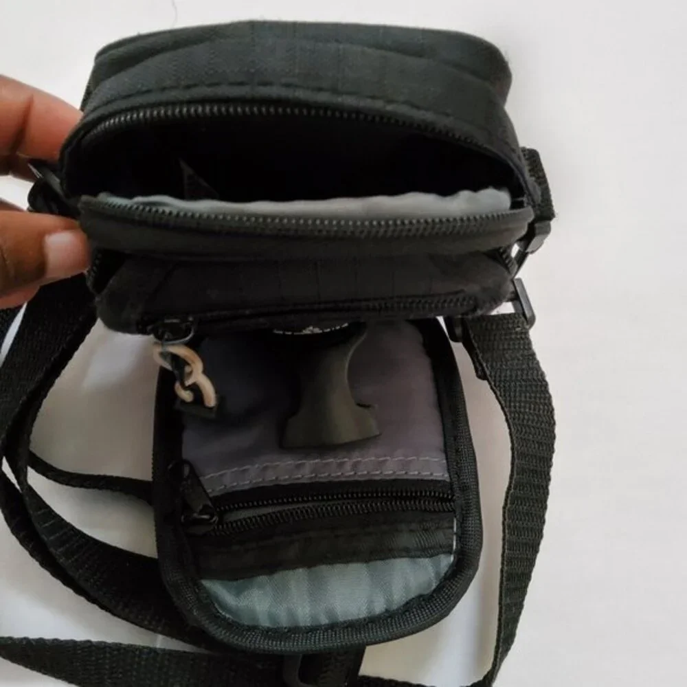 Samsonite camera bag holder